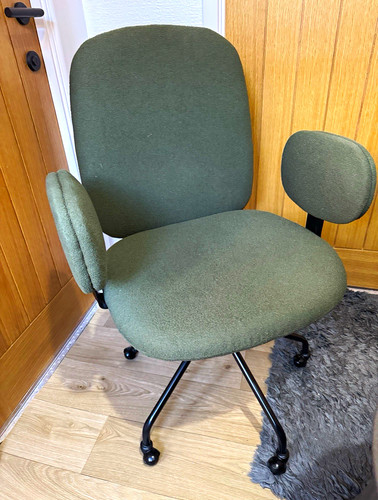 Green fabric swivel task - swivel,