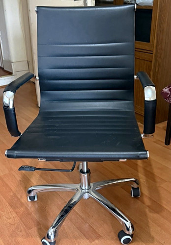 Black faux leather meeting - black,